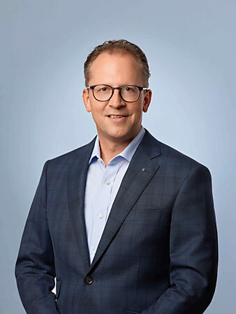 Yves Keller_ neu.jpg